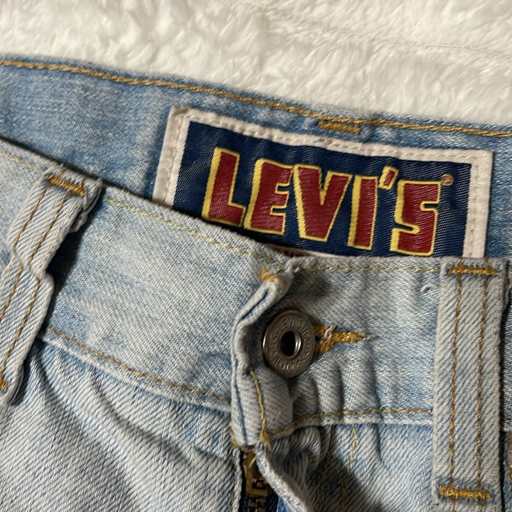 Levis 511 Vintage Shorts | Size 32 - Picture 7 of 13